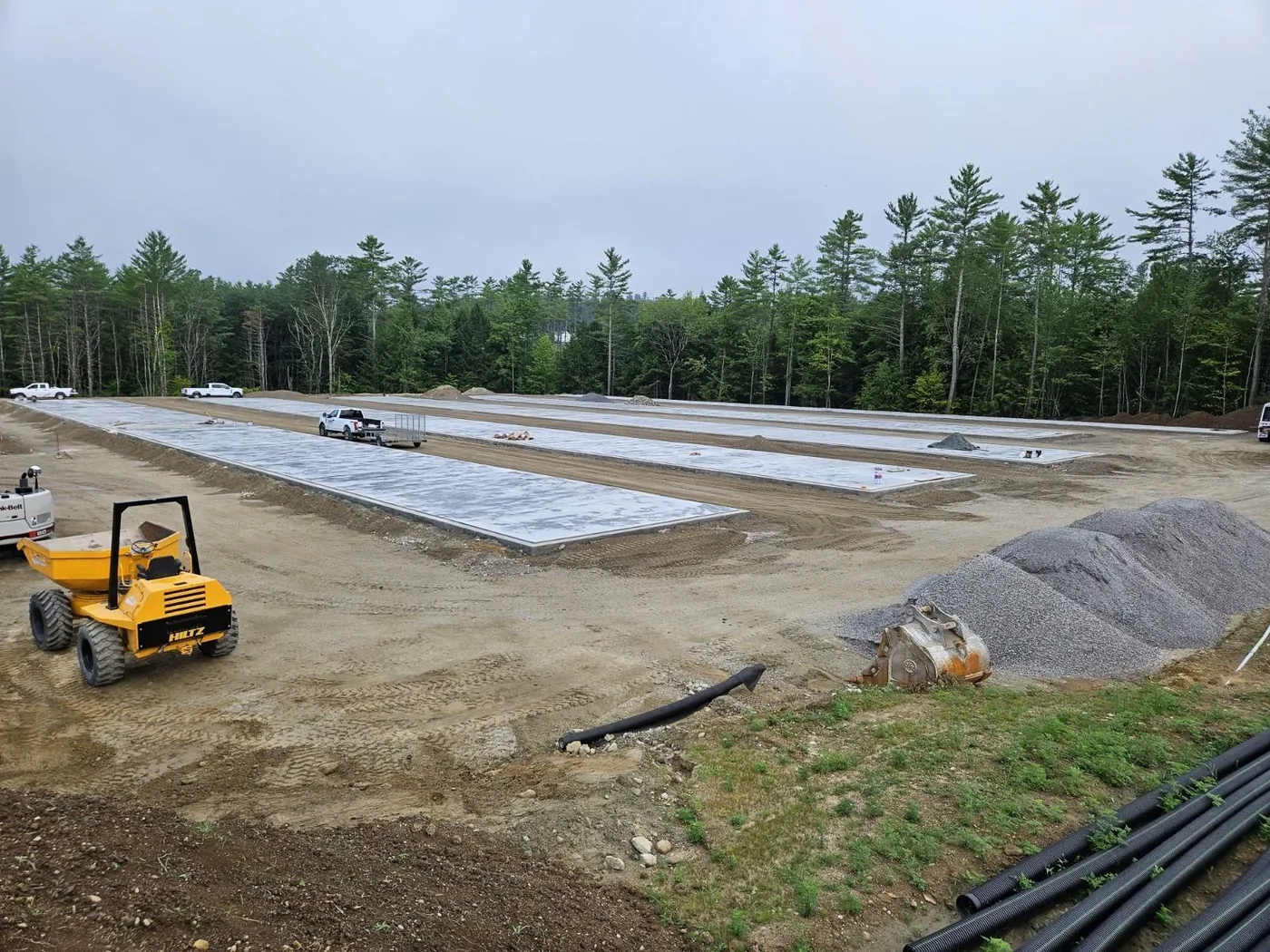 Large slab project and site equipment.
